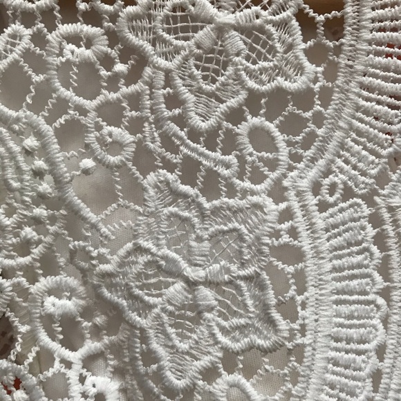 **LAST CHANCE** White Dress with Capped Sleeves - Picture 5 of 7